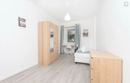 Chambre privée à Campo Pequeno - Av. Elias Garcia, 1º, image 17 de 19