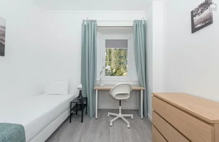 Chambre privée à Campo Pequeno - Av. Elias Garcia, 1º, image 19 de 19