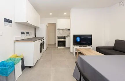 Chambre privée à Campo Pequeno - Av. Elias Garcia, 1º, image 5 de 19