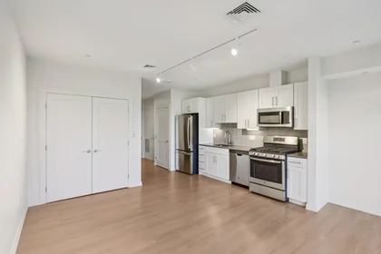 Kawalerka w rezydencji 77, New, Unit 322, West Cambridge, Cambridge, MA, 02138, obraz 13 15