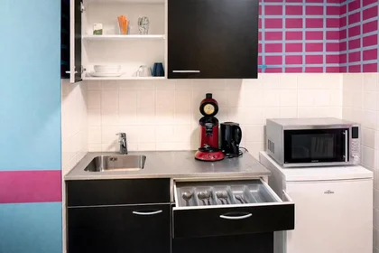 Quarto privado em Heathrowstraat, Westpoort, imagem 9 de 10