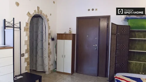Logement entier à Via Conca d'Oro, image 5 de 14