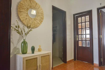 Quarto privado em Rua Marques Leitão, imagem 18 de 18