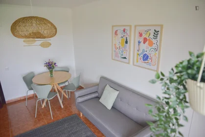 Quarto privado em Rua Marques Leitão, imagem 7 de 18