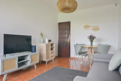 Quarto privado em Rua Marques Leitão, imagem 8 de 18