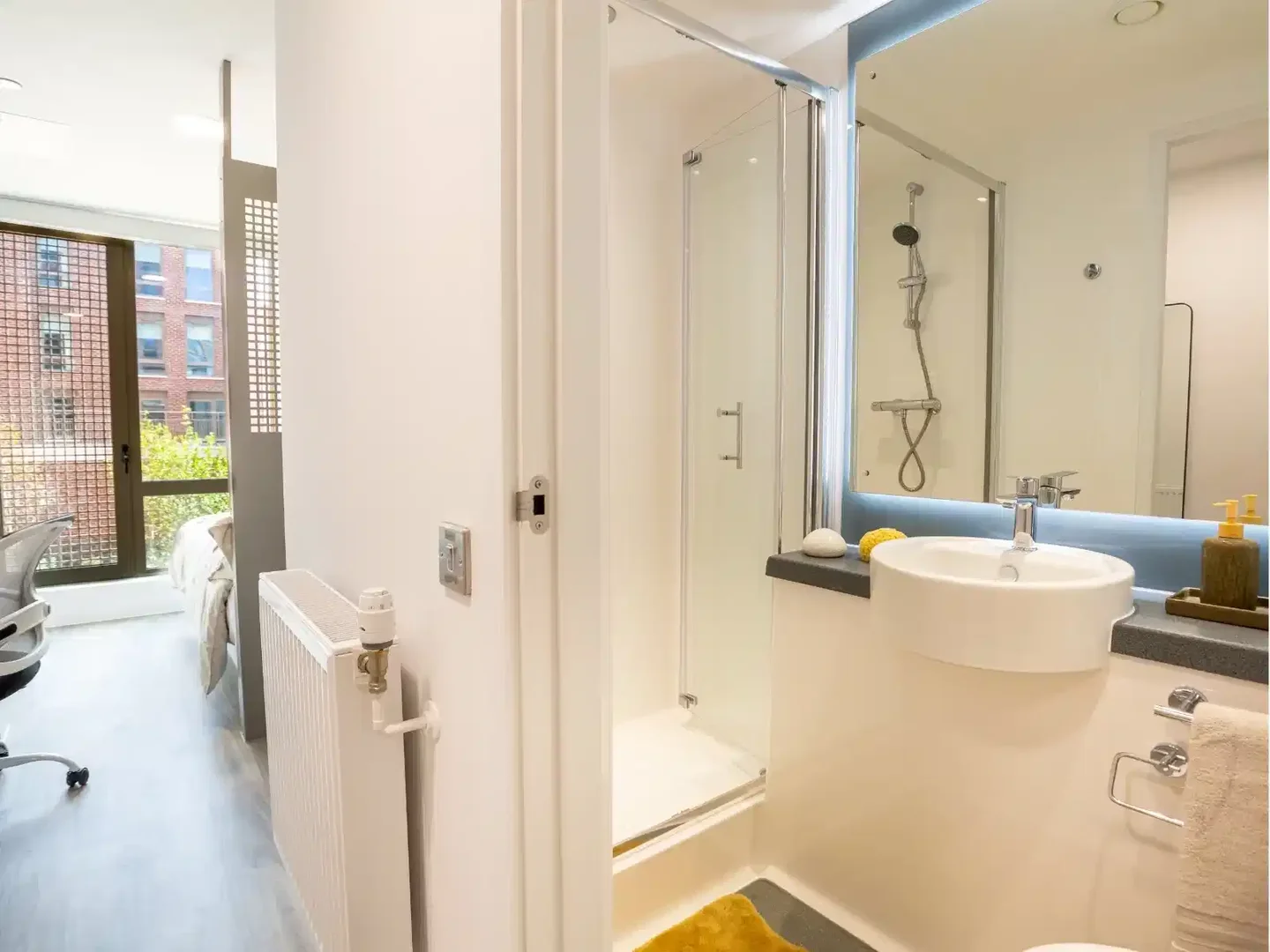 Chambre d'étudiant confortable et spacieuse dans