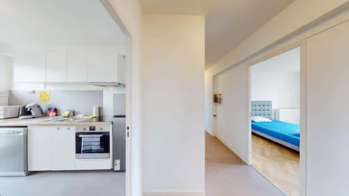 Private room at 10 Rue du Bourbonnais, 35000 Rennes, France, image 11 of 12