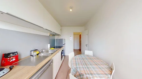 Private room at 10 Rue du Bourbonnais, 35000 Rennes, France, image 7 of 12