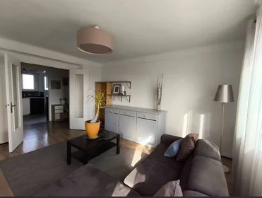 Família em Nîmes, 30000, imagem 2 de 7