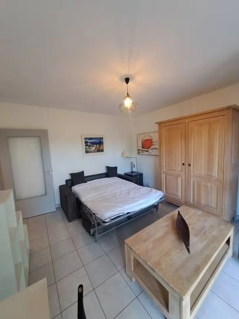 Quarto de estudante funcional perfeito para estudar em 