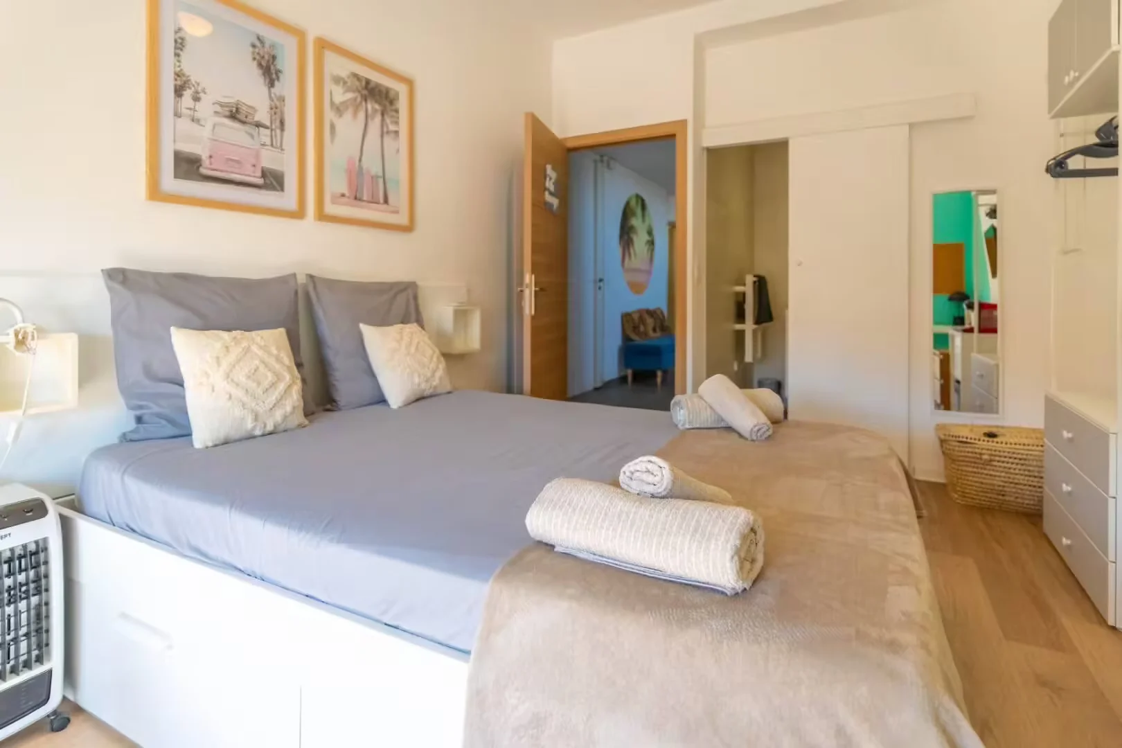 Habitación estudiantil amplia y cómoda en 