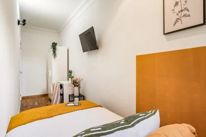 Stanza privata in Carrer d'Hercegovina, 14, immagine 3 di 21