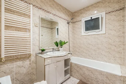 Stanza privata in Carrer d'Hercegovina, 14, immagine 9 di 21