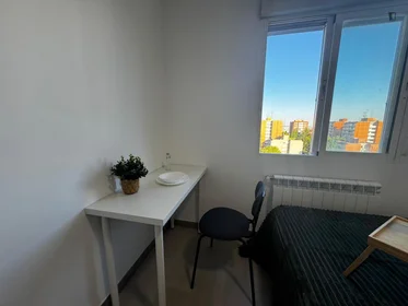 Private room at Calle de Galicia, image 8 of 24