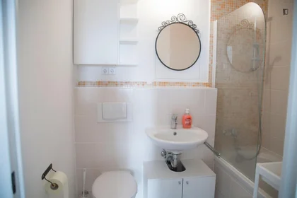 Habitación privada en Alt-Friedrichsfelde, imagen 12 de 16