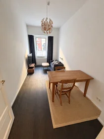 Logement entier à Leipartstraße, image 8 de 9
