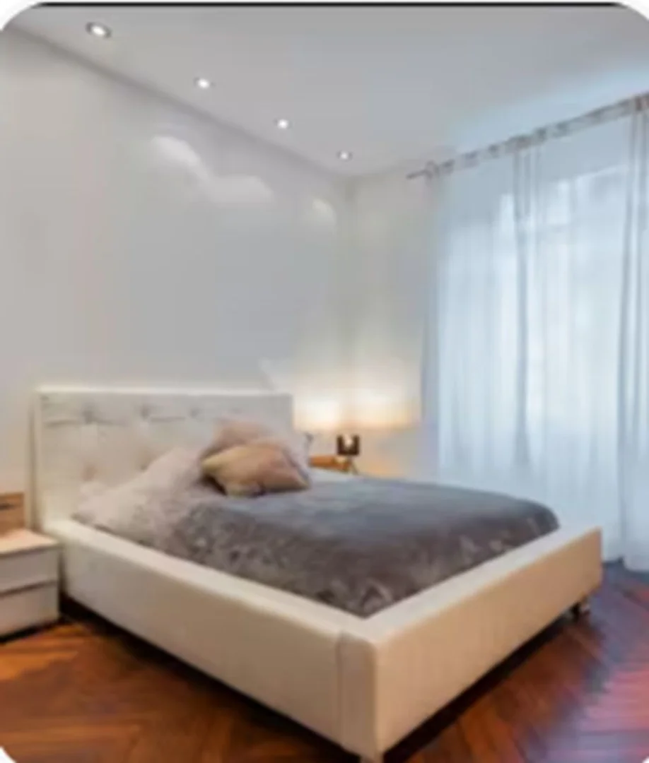 Quarto acolhedor para estudantes disponível em