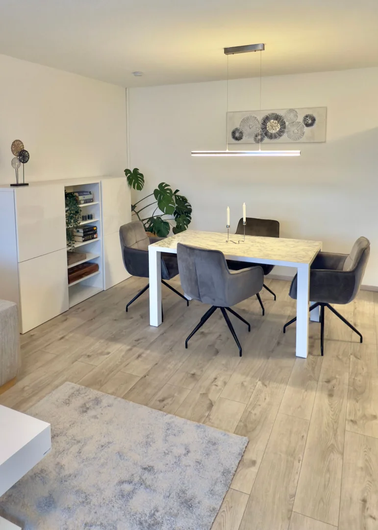 Student-friendly room in with modern amenities