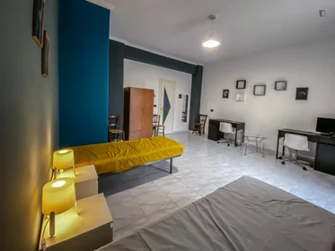Quarto privado em Via Salvatore Citelli, imagem 1 de 12