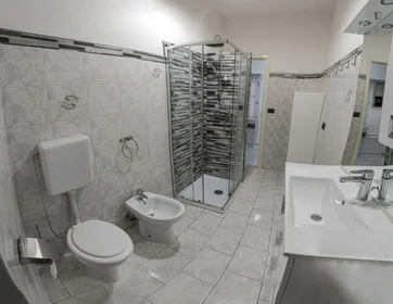 Quarto privado em Via Salvatore Citelli, imagem 8 de 12