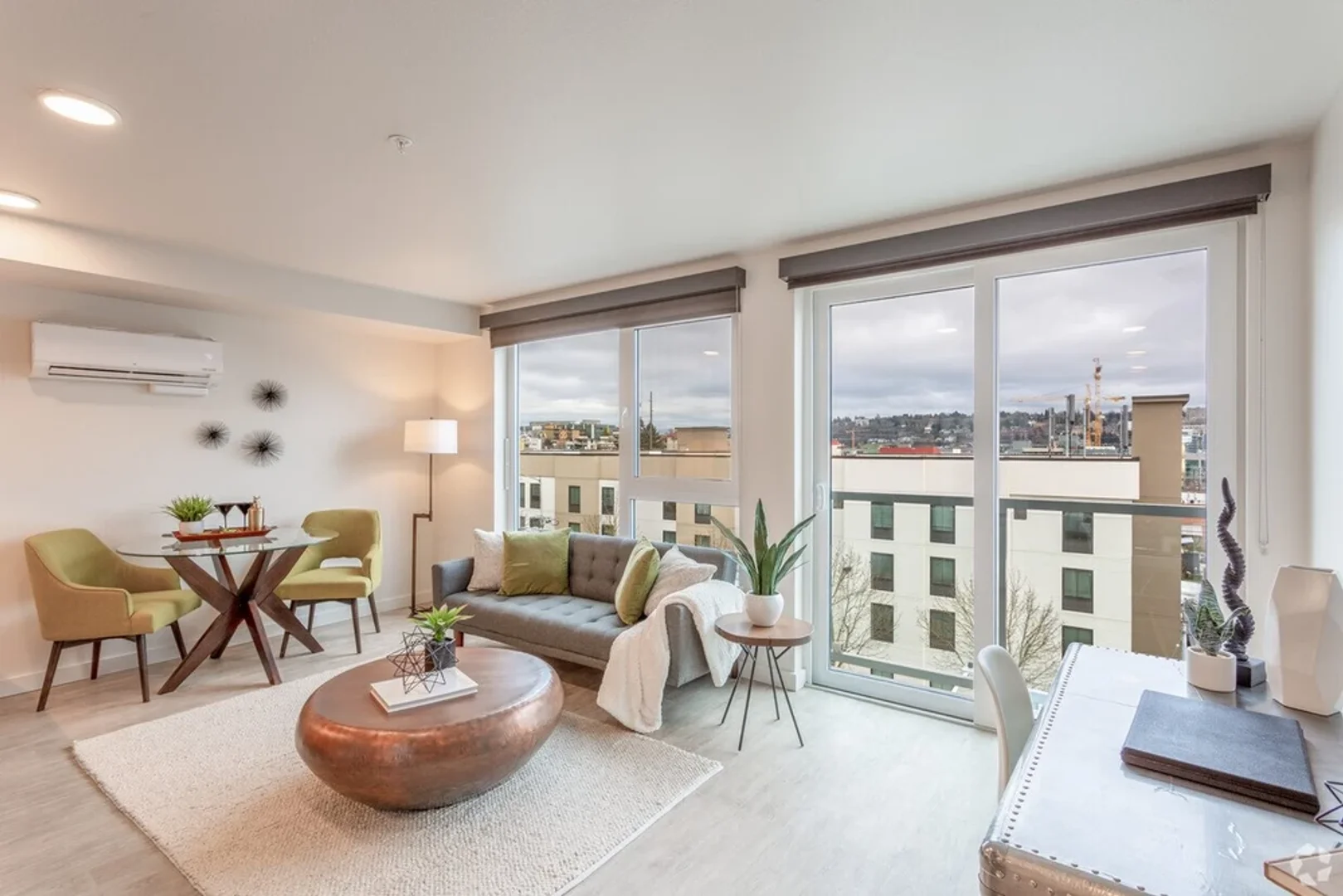 5th Avenue North 701