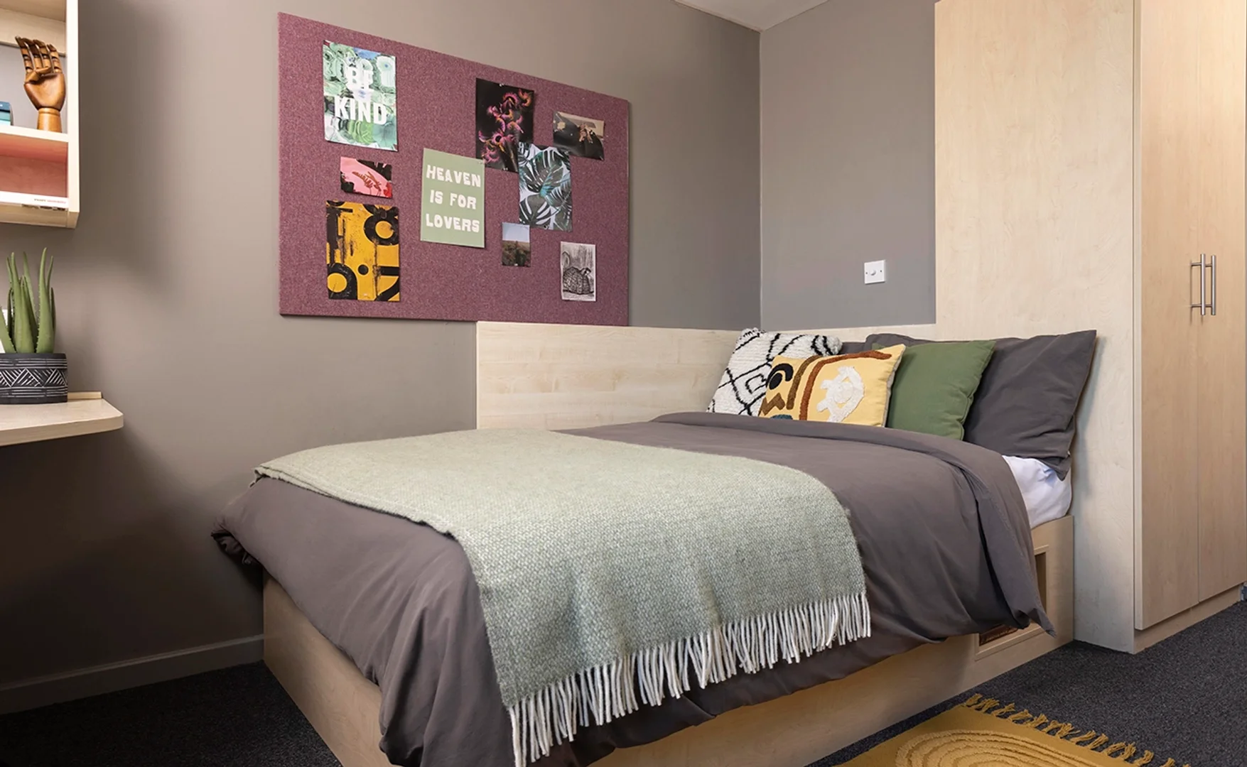Habitación acogedora para estudiantes disponible en 