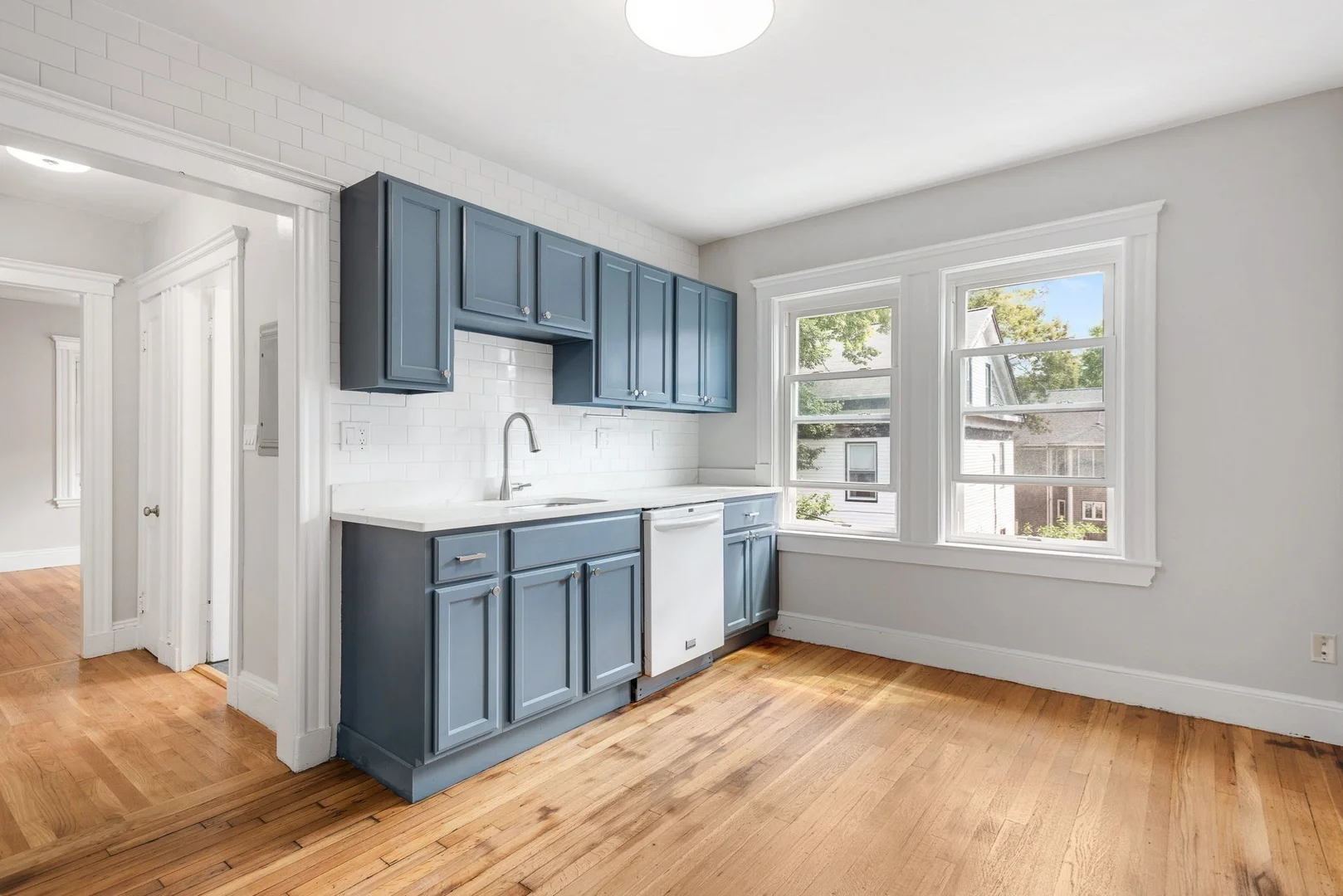 12, Ashland St., Unit 3-R, Dorchester, Boston, MA, 02122