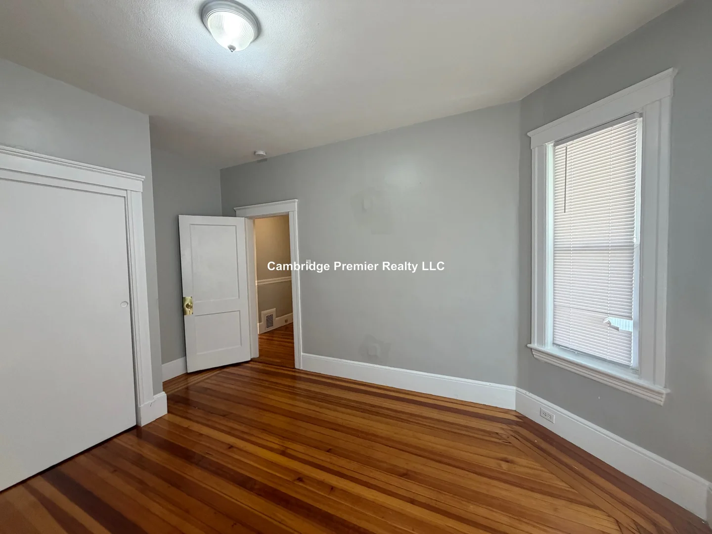15, Waldo Ave., Unit 1F, Inman Square, Somerville, MA, 02143