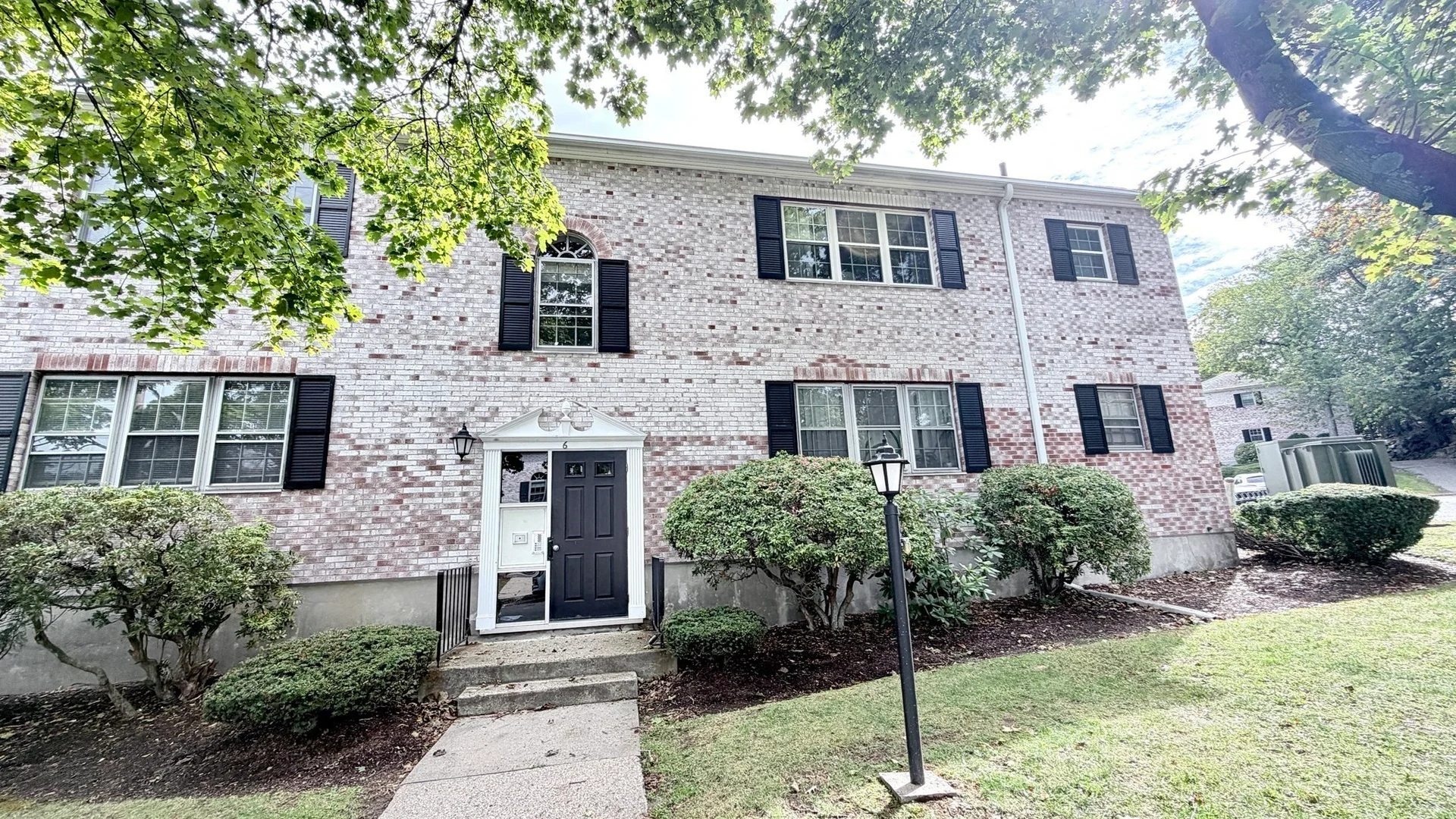 6, Lake Shore Ter., Unit 1, Brighton, Boston, MA, 02135