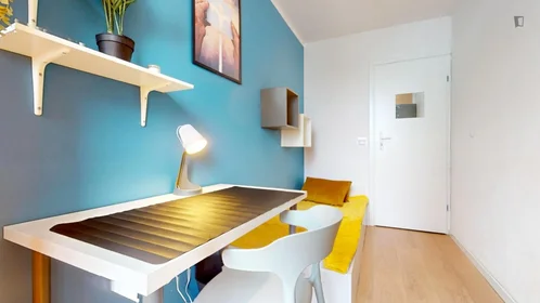 Quarto privado em Złota, imagem 4 de 19