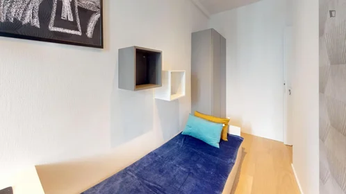 Quarto privado em Złota, imagem 3 de 16