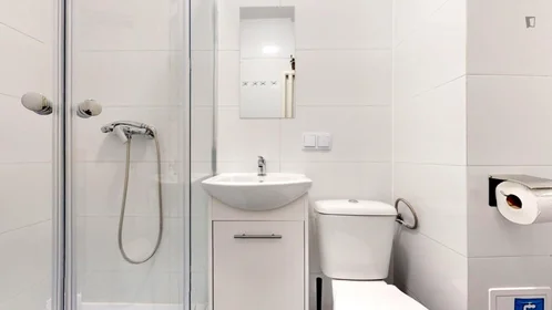 Quarto privado em Złota, imagem 15 de 16