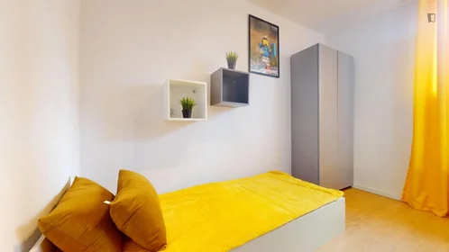 Quarto privado em Złota, imagem 3 de 18