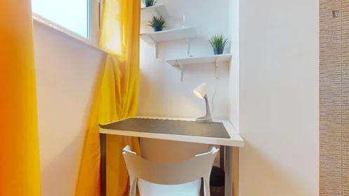 Quarto privado em Złota, imagem 4 de 18