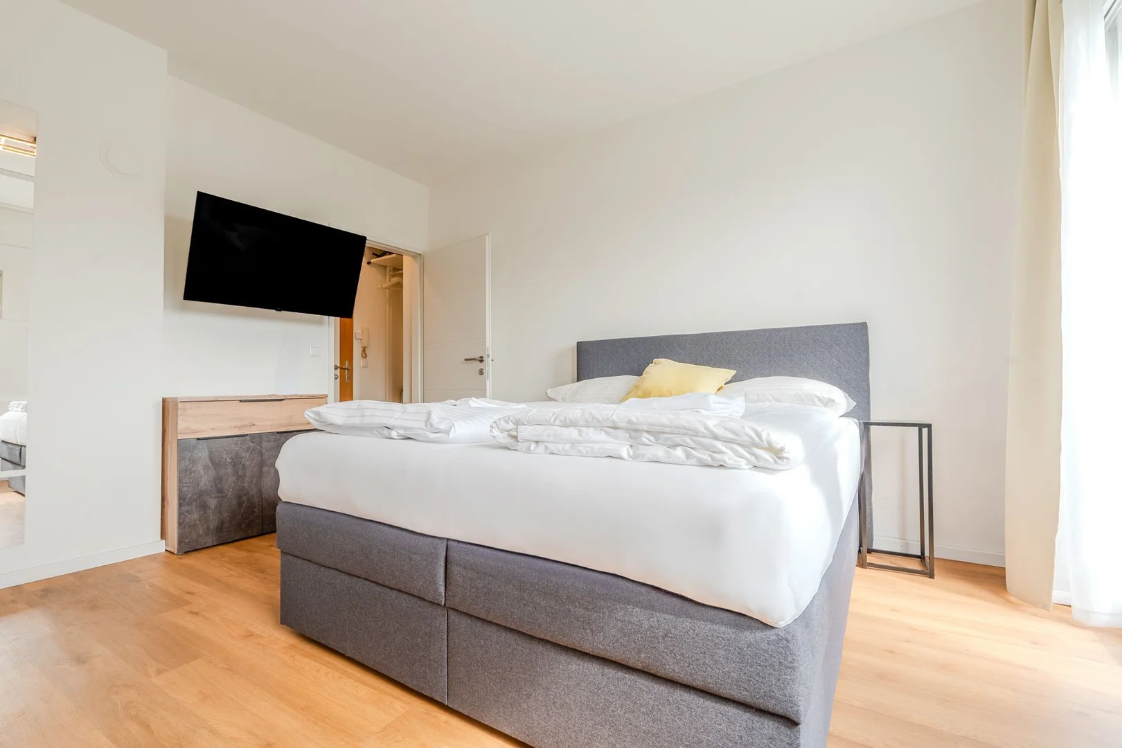 Habitación en apartamento estudiantil en alquiler en , completamente amueblado