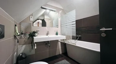 Quarto privado em Langenfelder Straße, imagem 6 de 6