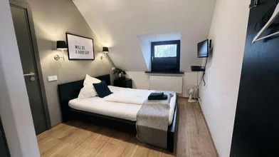 Room for rent with double bed {area}