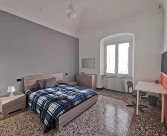 Private room at Via FELICE ROMANI, image 1 of 6