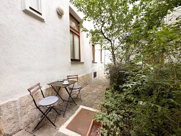 Logement entier à Radetzkystraße 11, image 28 de 36