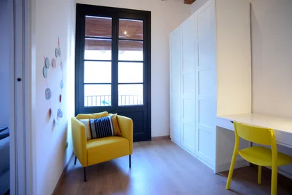 Gesamte Unterkunft in der Carrer de Sant Martí, El Raval, bild 3 von 10