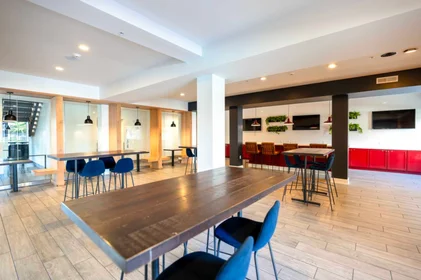 Apartamento inteiro em residência em 1234 Steelwood Rd, Columbus, OH 43212, USA, imagem 14 de 37