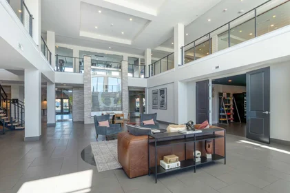 Apartamento inteiro em residência em 1234 Steelwood Rd, Columbus, OH 43212, USA, imagem 17 de 37