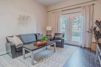 Apartamento inteiro em residência em 1234 Steelwood Rd, Columbus, OH 43212, USA, imagem 3 de 37