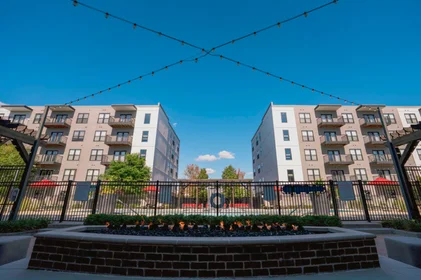 Apartamento inteiro em residência em 1234 Steelwood Rd, Columbus, OH 43212, USA, imagem 28 de 37