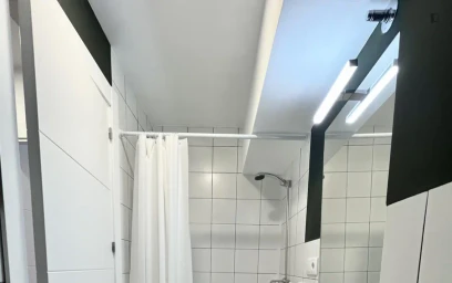 Quarto privado em residência em C. del Petirrojo, imagem 17 de 49