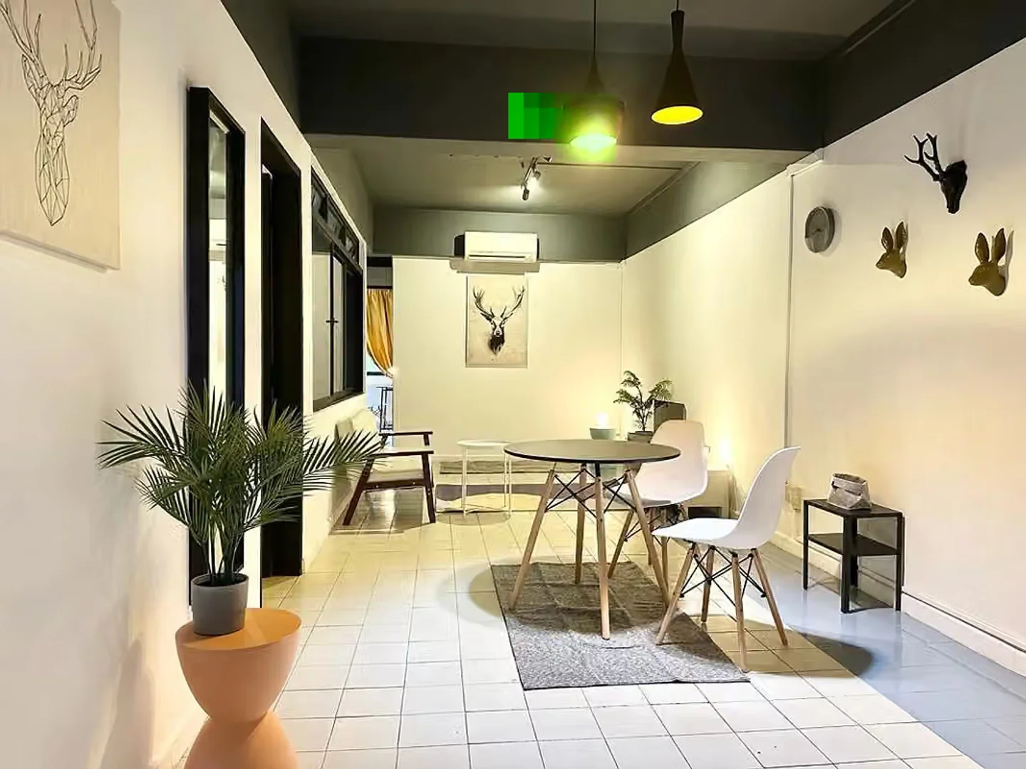 Comfortable and spacious student room in 