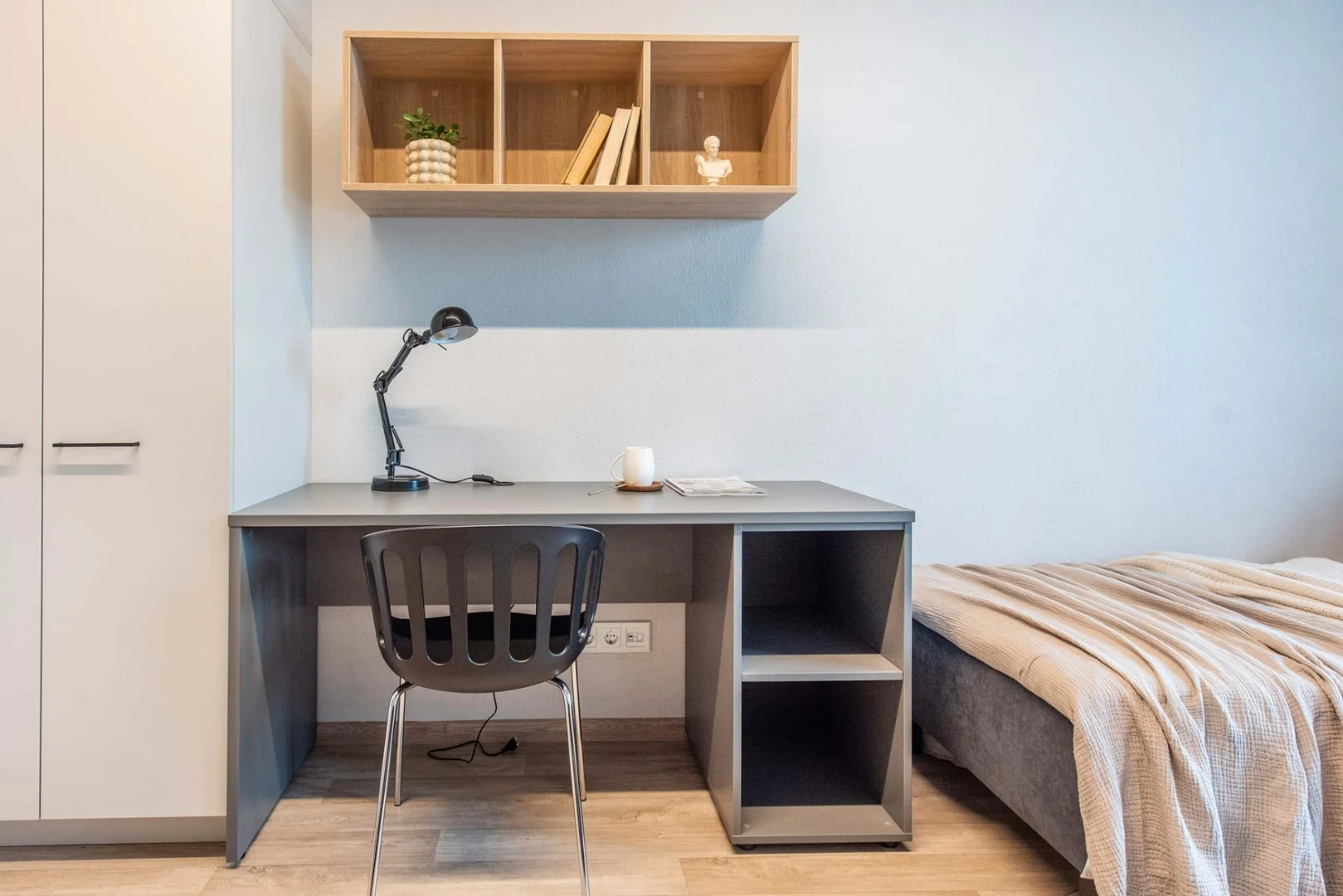 Chambre à louer dans un appartement d'étudiant à , entièrement meublée