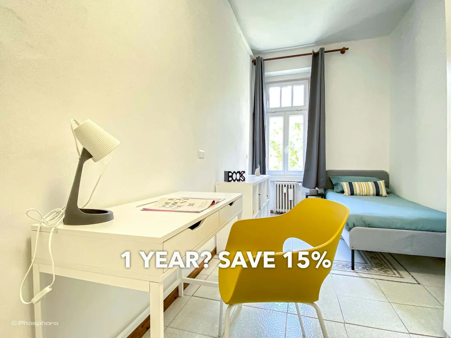 Student-friendly room in with modern amenities