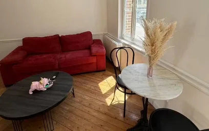Room for rent with double bed {area}