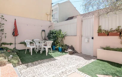 Quarto privado em Calçada da Quintinha, imagem 11 de 13